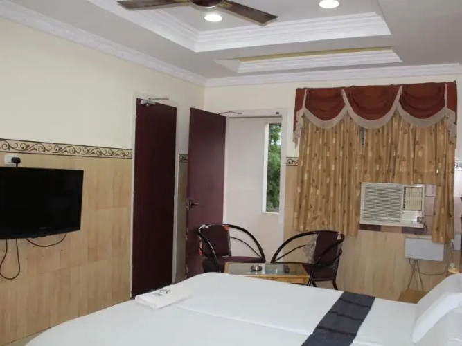 Sri Lakshme Lodge