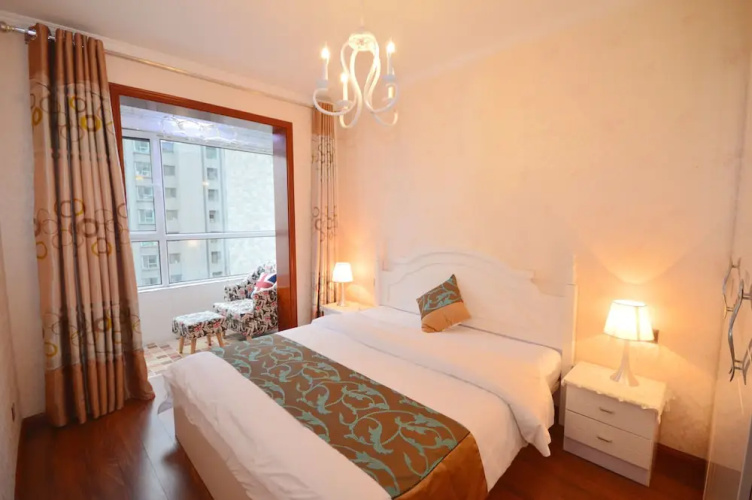 Taiyuan Strawberry Apartment