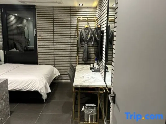 Premium Double Penthouse room