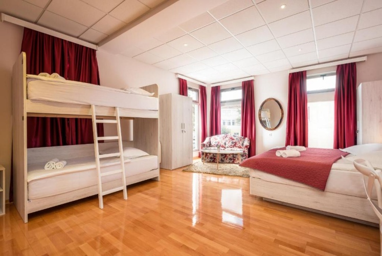 Superior Quadruple room