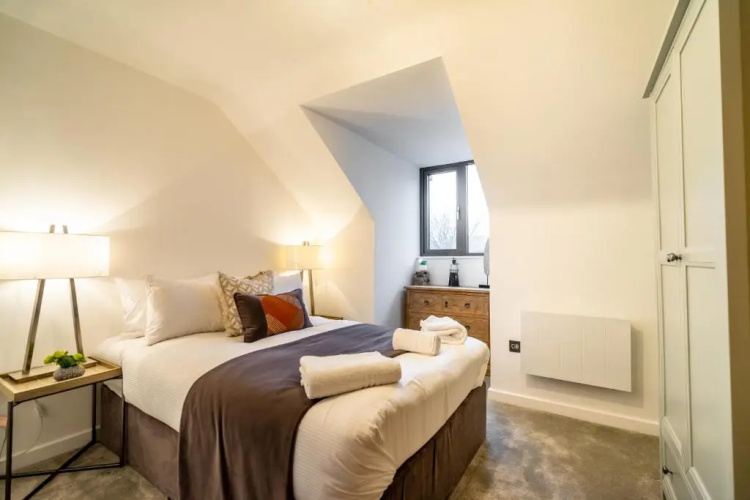 28 St John's Mews
