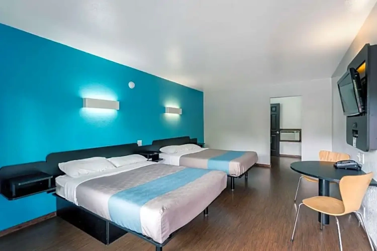 Deluxe Double Suite