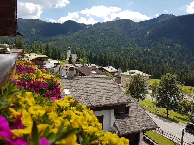 Standard Double room with balcony and with view
