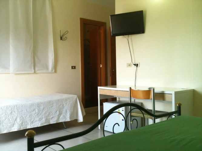 Standard Triple room with balcony