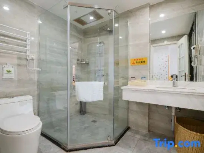 Xideng Yundu Hotel (Chengdu Wuhou Interchange Subway Station)