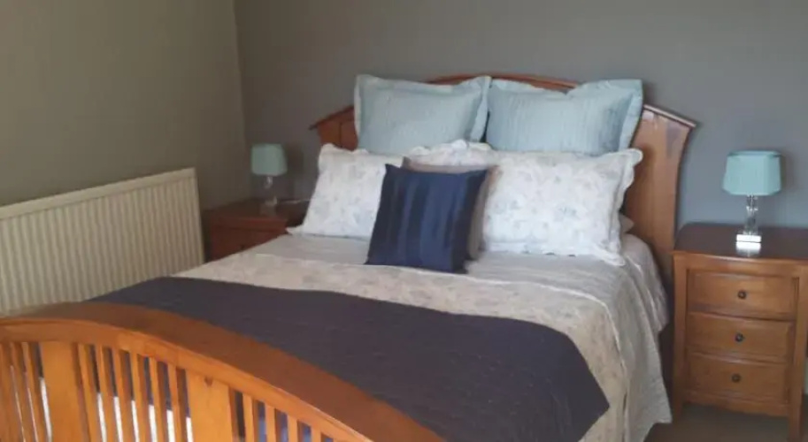 Overcott House Bed & Breakfast