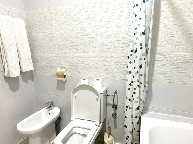 3 Bedrooms Apartment