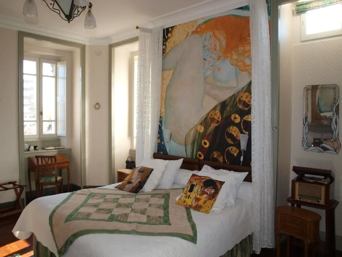 Deluxe Double Suite with garden view