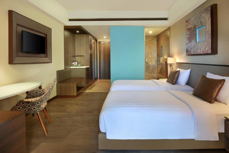 Deluxe Twin room with balcony