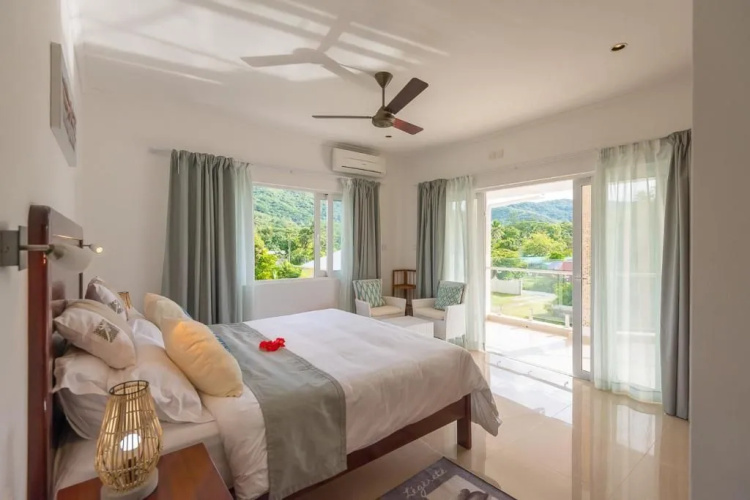 Tropic Villa Annex