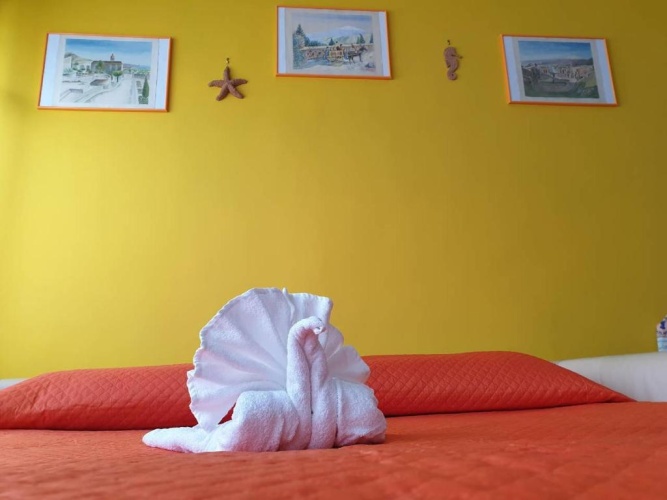 2 Bedrooms Cottage