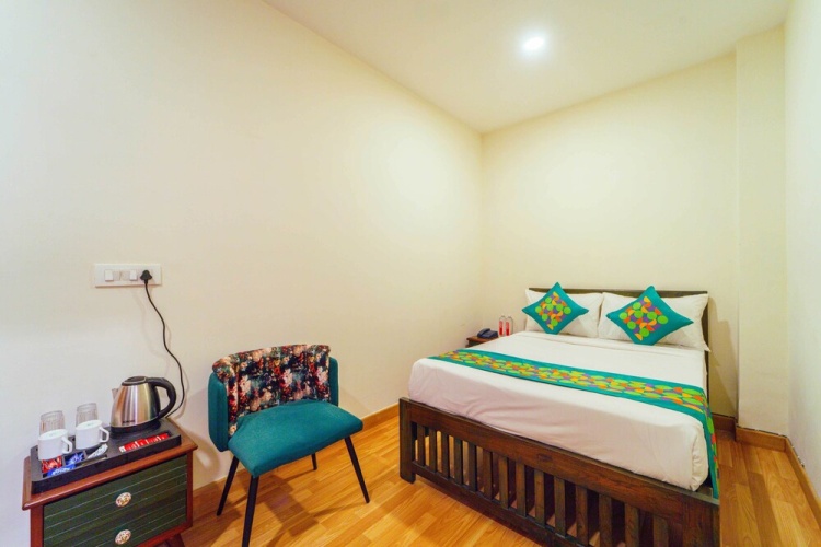 Economy room