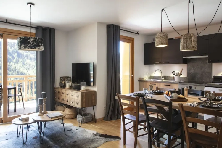2 Bedrooms Premium Apartment