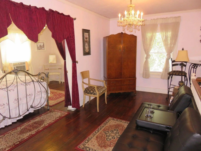 Avenue O Bed & Breakfast