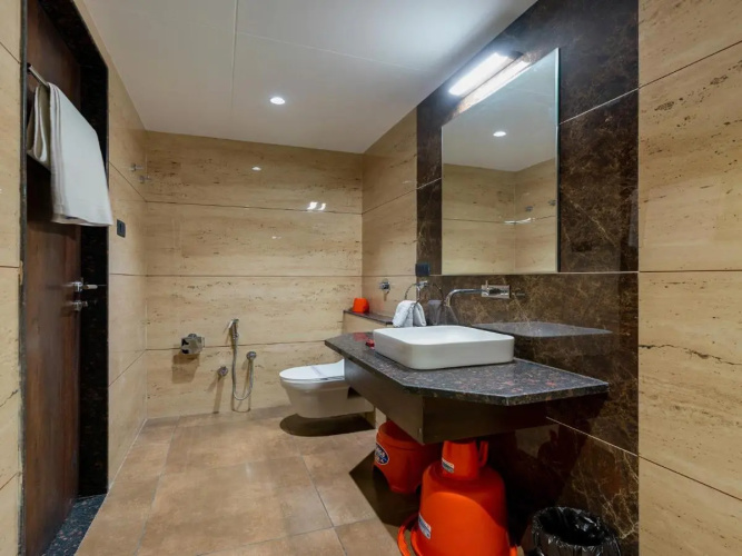 Golden Leaf Resort