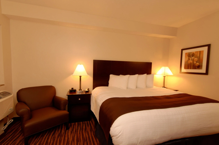 Cobblestone Inn & Suites - Fort Madison