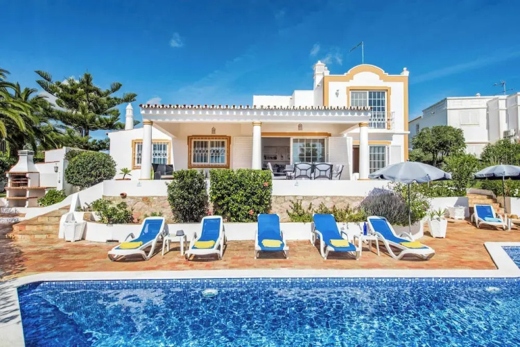 Villa Buganvilia