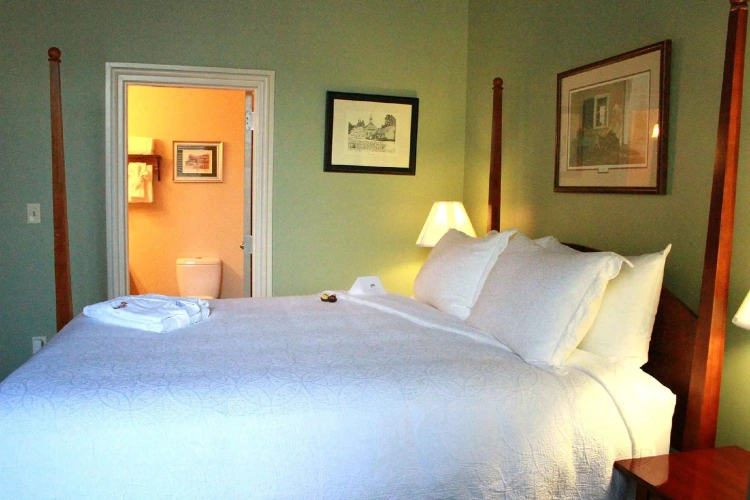 Deluxe Double Studio Suite