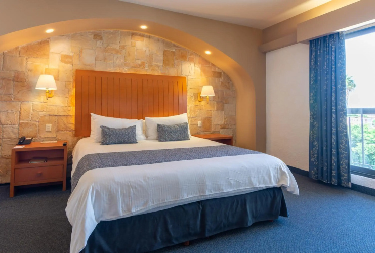 Hotel Flamingo Inn
