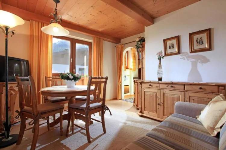 1 Bedroom Apartment with balcony