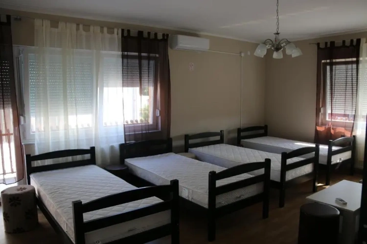 Bed in Dorm with balcony