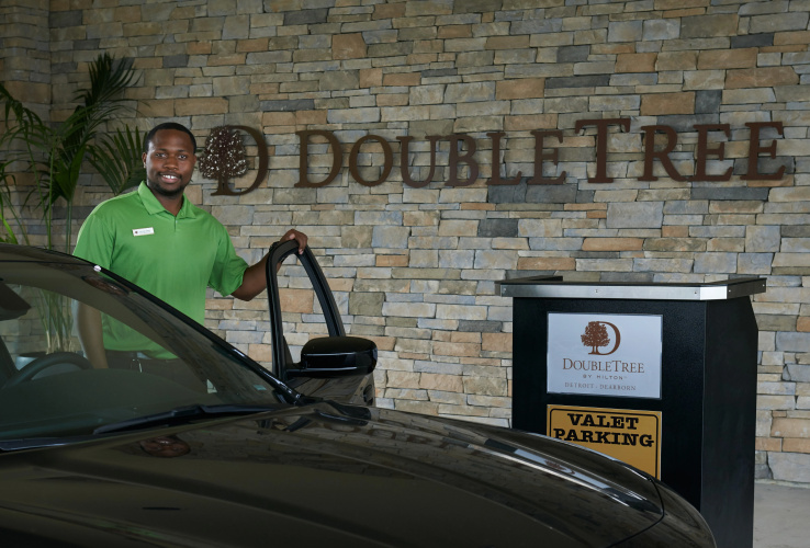 DoubleTree by Hilton Hotel Detroit - Dearborn photo 25