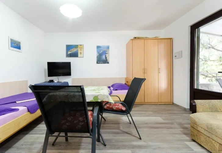 1 Bedroom Apartment with sea view