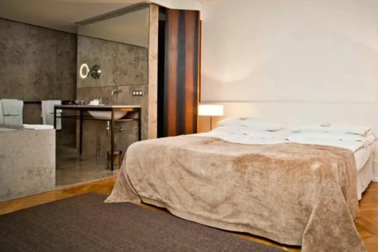 Cortiina Hotel