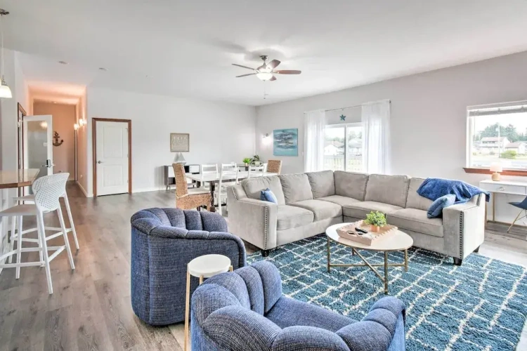 2 Bedrooms Apartment