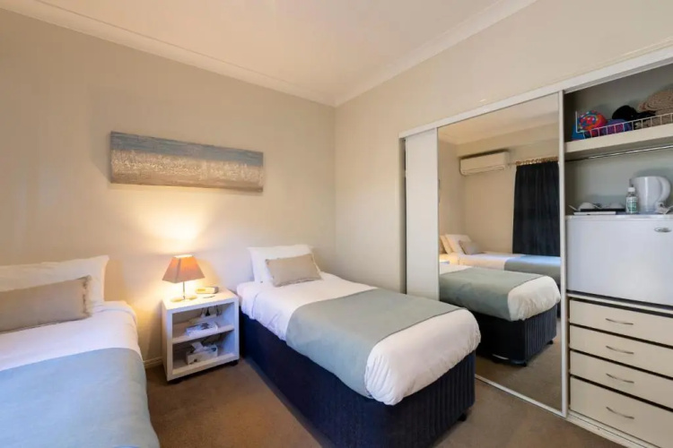 Beach House Bed & Breakfast