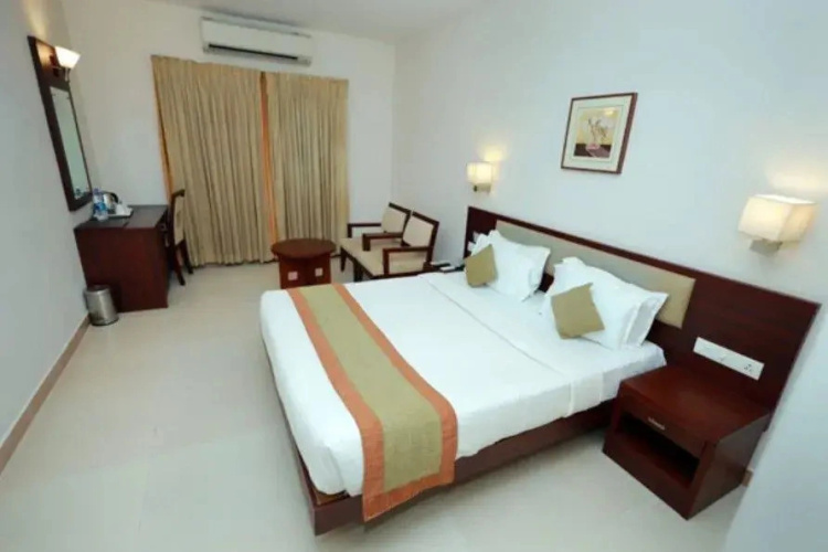 Hotel Highway Castle