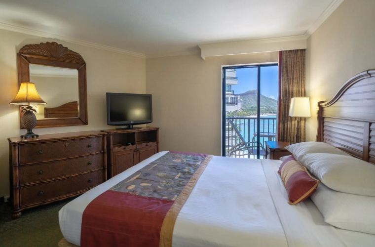 OUTRIGGER Waikiki Beach Resort