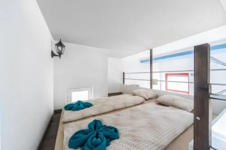 D53 Apartments