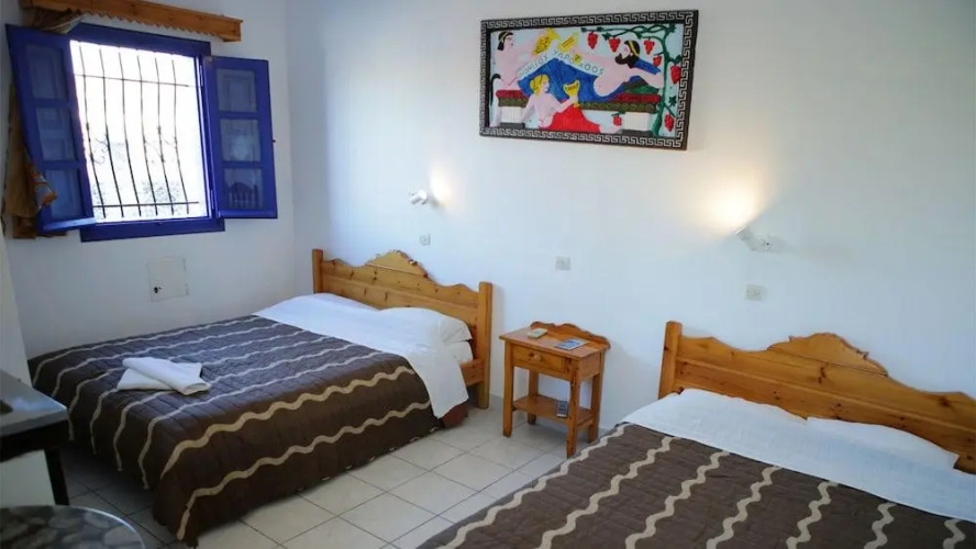 Studios Apartments Kapetanios
