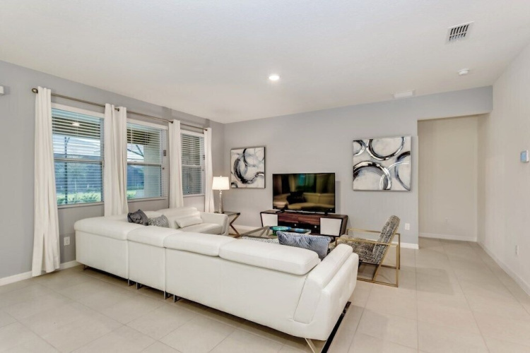7028OAKWOOD