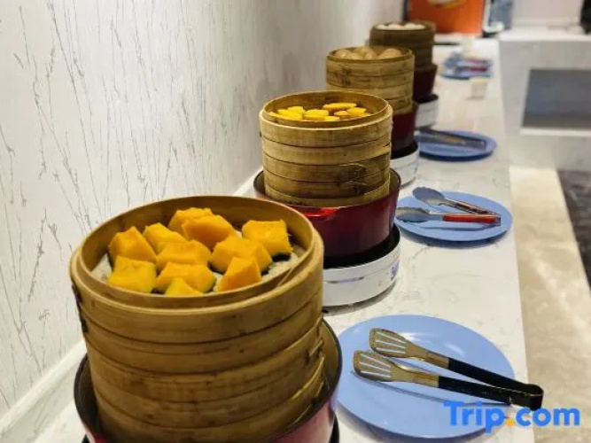 Yunchuan Hotel
