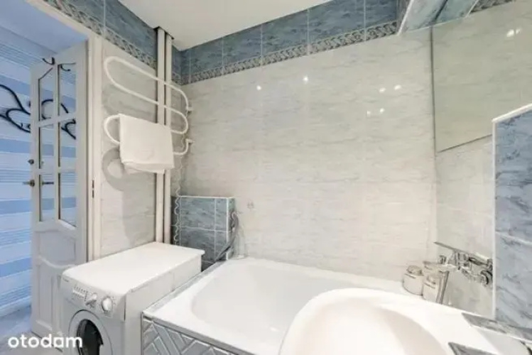 Navigator Suite (Adults Only)