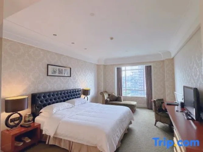 Standard Double room with view