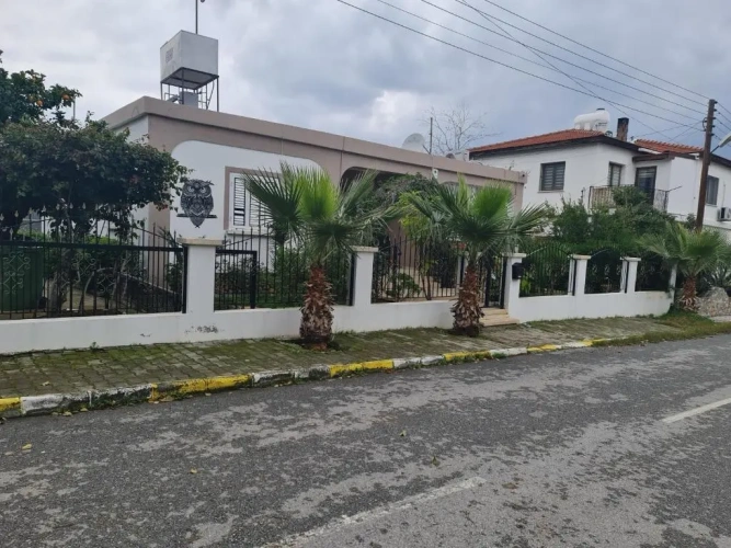 3 Bedrooms Cottage