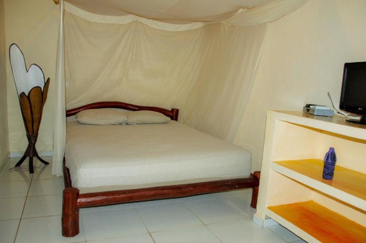 Economy Triple room