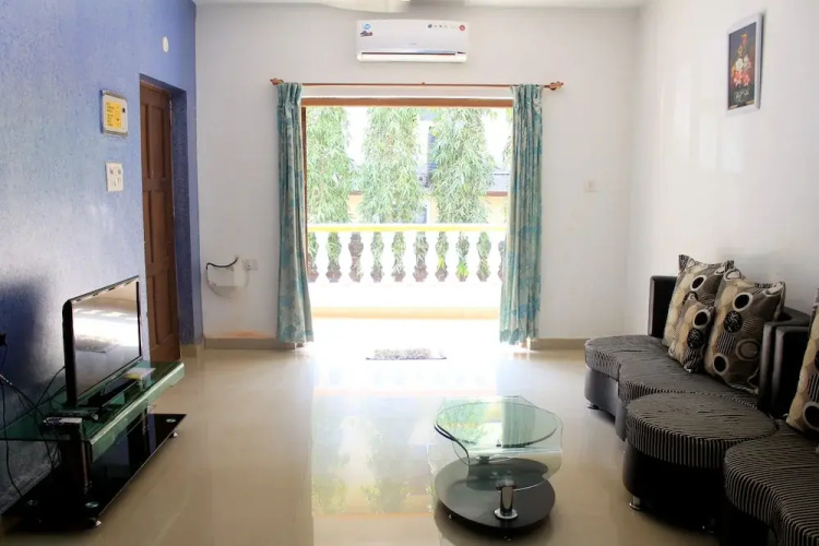 Spacious Fully AC Apartment - CM040