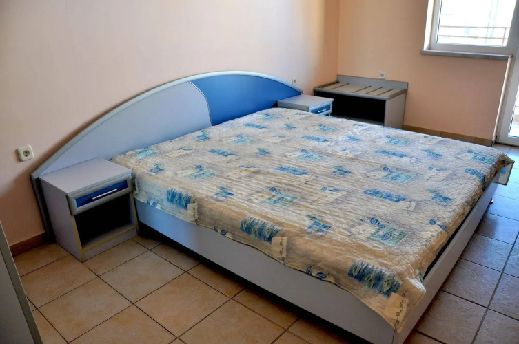 La Playa Apartments