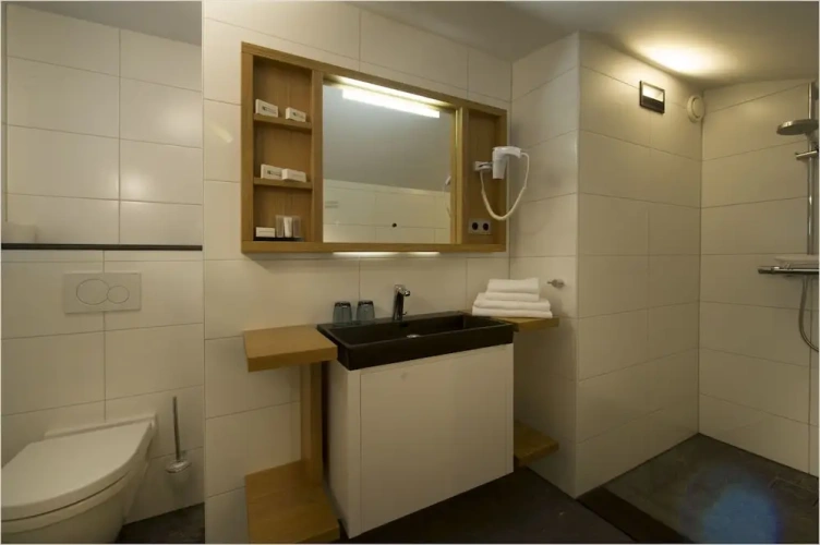 Standard Double Basement room