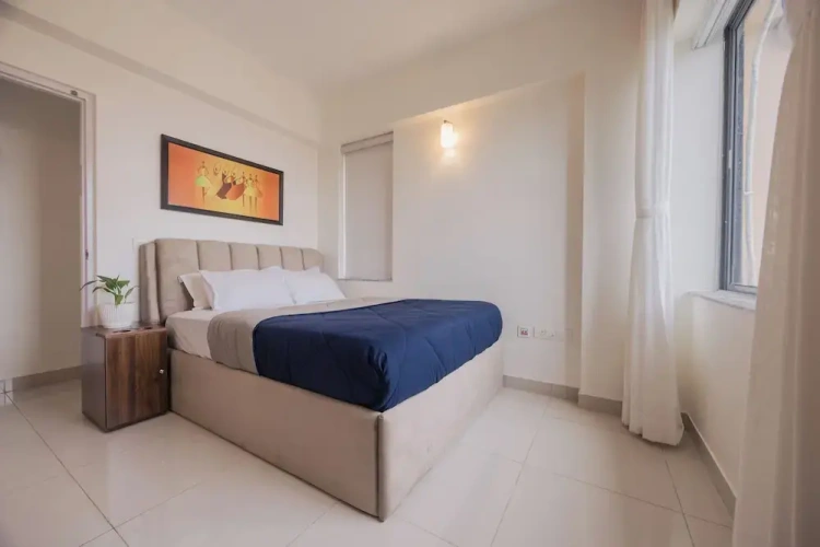 2 Bedrooms Apartment