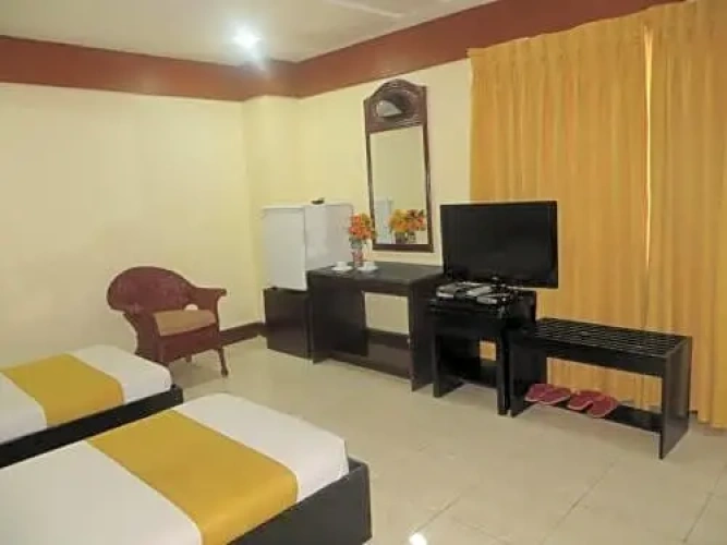 Standard Twin room