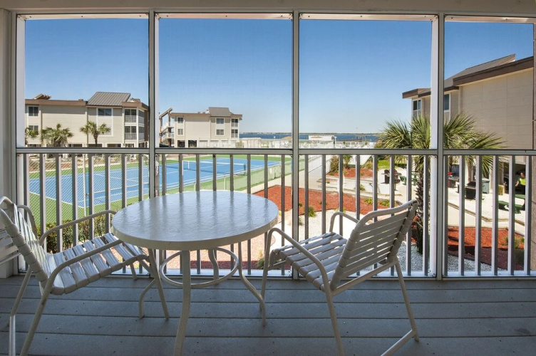 Soundside Holiday Beach Resort