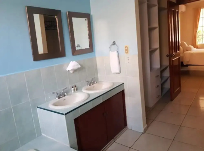 Entire House Spacious and Elegant
