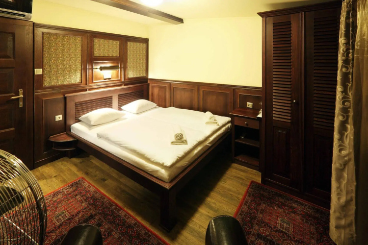 Boat Hotel Matylda