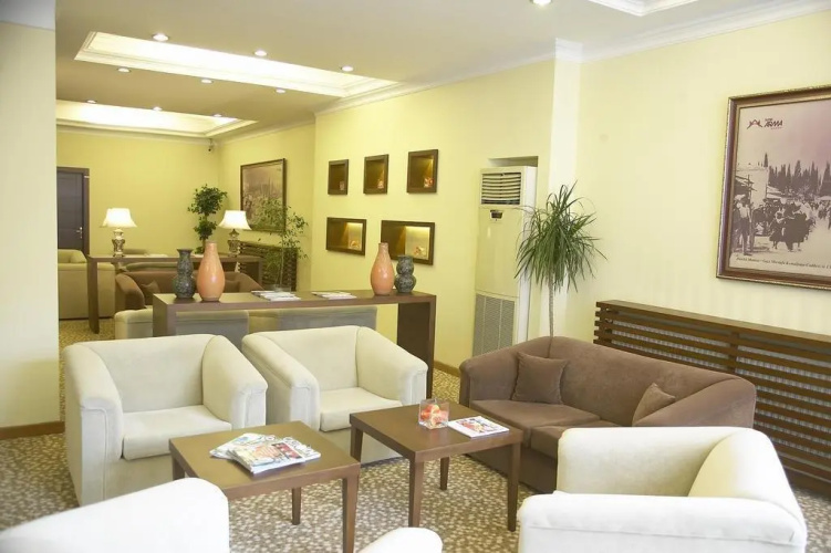 Arma Hotel