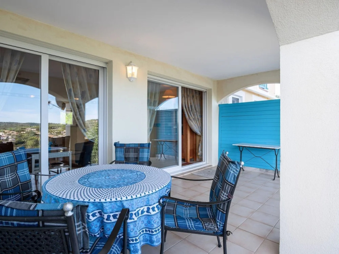 Modern Holiday Home in Saint-raphaël With Private Pool